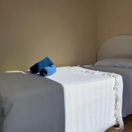 Quiet Three-room Golden Square Terrace Appartement *