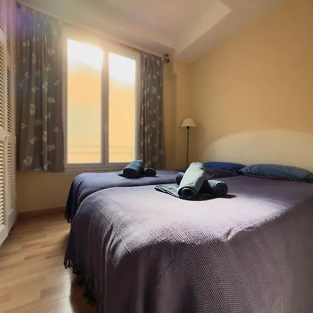 Appartement Quiet Three-room Golden Square Terrace Vanves